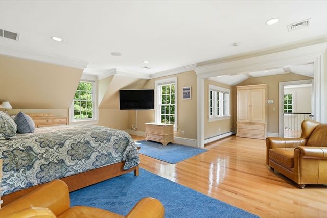 205 Pleasant St, Norwell, MA 02061