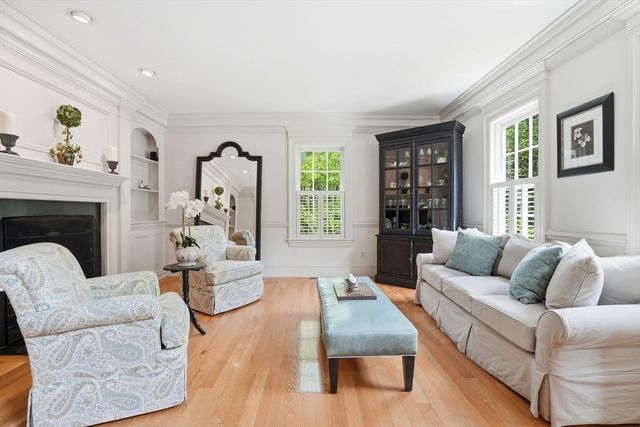 205 Pleasant St, Norwell, MA 02061
