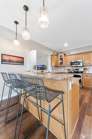785 Saint James Park Avenue, Monroe, MI 48161