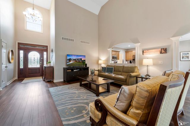 785 Saint James Park Avenue, Monroe, MI 48161