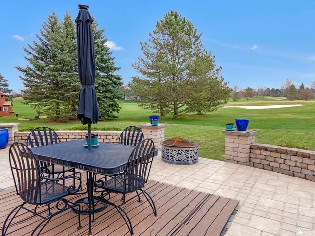 785 Saint James Park Avenue, Monroe, MI 48161