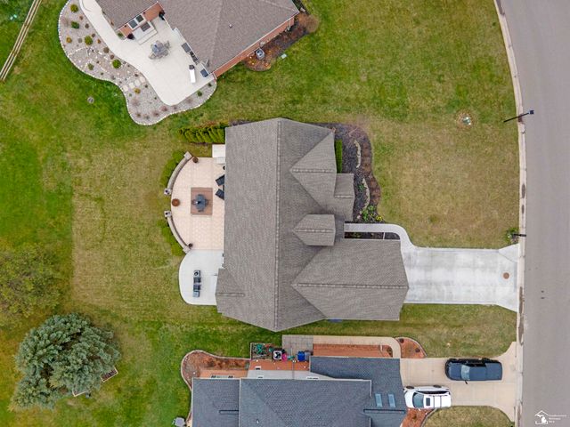 785 Saint James Park Avenue, Monroe, MI 48161
