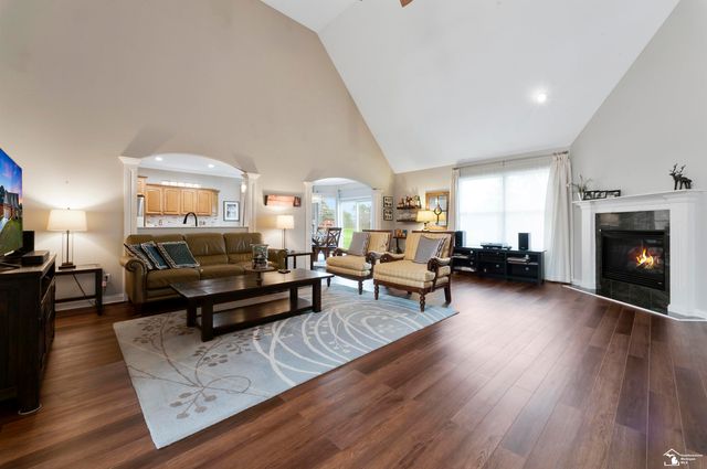 785 Saint James Park Avenue, Monroe, MI 48161