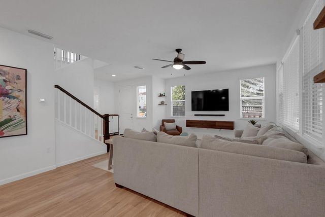 2447 Marina Dr, Lathrop, CA 95330