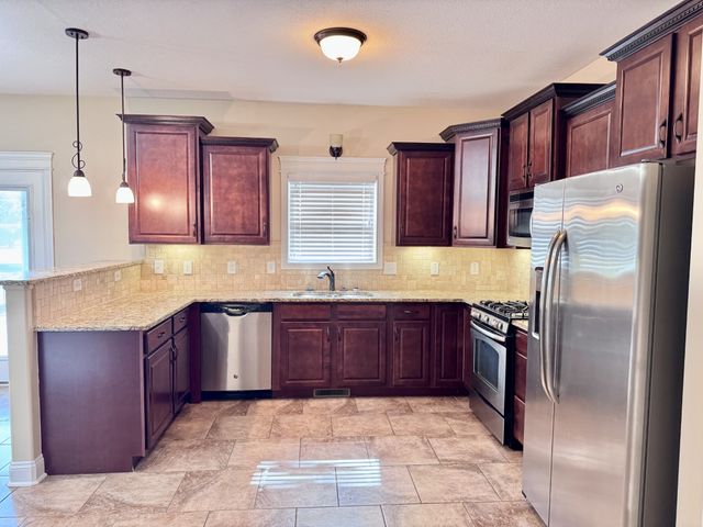 1500 Pressler Way, Clarksville, TN 37043