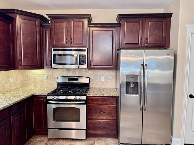 1500 Pressler Way, Clarksville, TN 37043