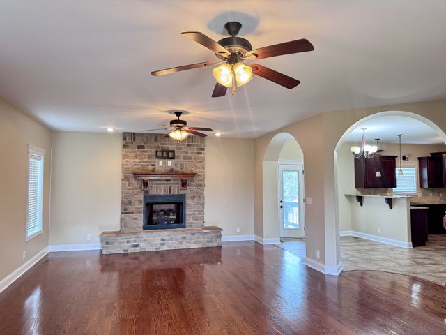 1500 Pressler Way, Clarksville, TN 37043