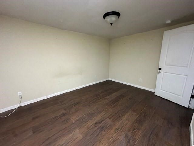 902 Burleson St, George West, TX 78022