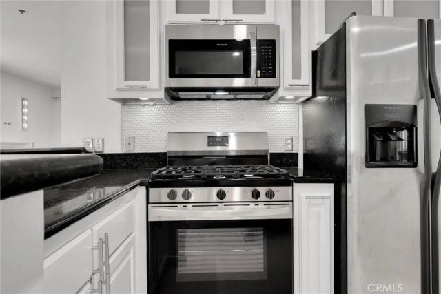 1401 S Bentley 203, Los Angeles, CA 90025