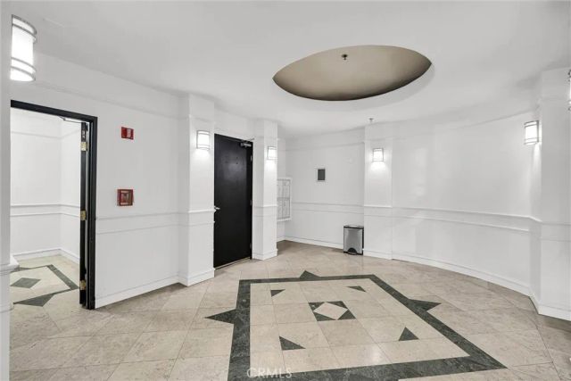 1401 S Bentley 203, Los Angeles, CA 90025
