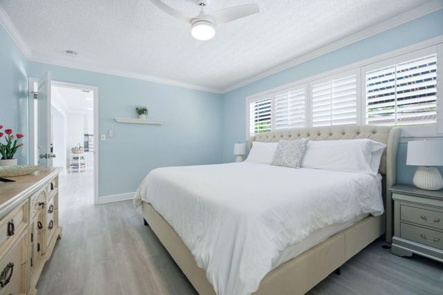 2740 SE 7th Street, Pompano Beach, FL 33062