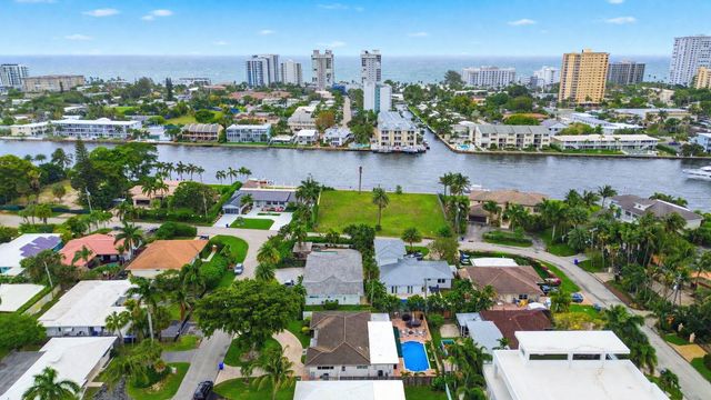 2740 SE 7th Street, Pompano Beach, FL 33062