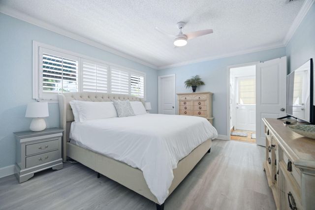 2740 SE 7th Street, Pompano Beach, FL 33062