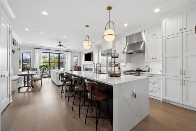 3929 N Greenview Avenue 3, Chicago, IL 60613