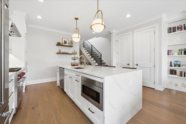 3929 N Greenview Avenue 3, Chicago, IL 60613