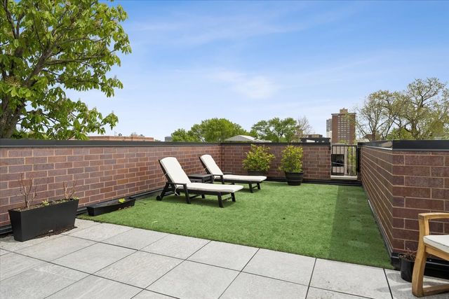 3929 N Greenview Avenue 3, Chicago, IL 60613