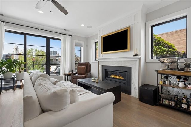 3929 N Greenview Avenue 3, Chicago, IL 60613
