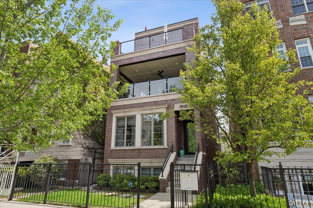 3929 N Greenview Avenue 3, Chicago, IL 60613