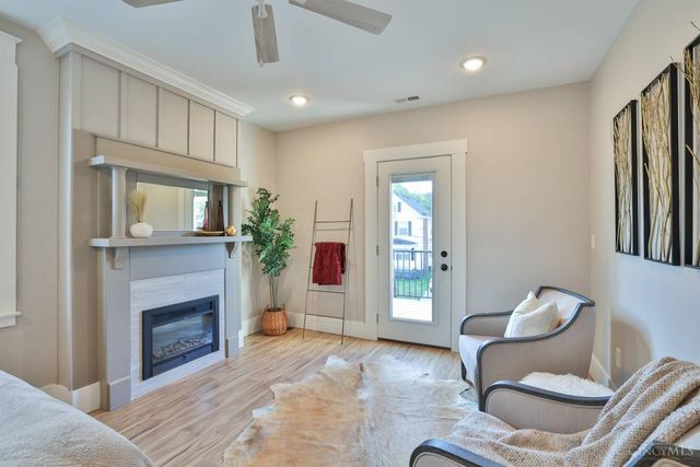 2718 Minot Avenue, Cincinnati, OH 45209