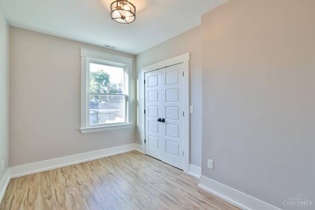 2718 Minot Avenue, Cincinnati, OH 45209