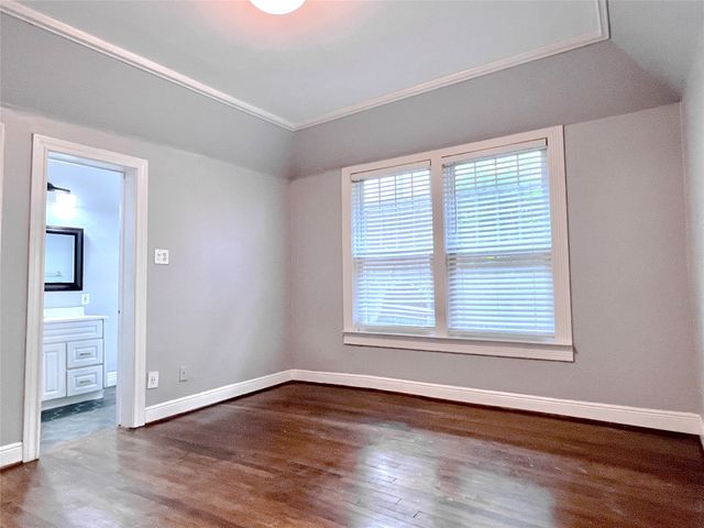 5325 Reiger Avenue, Dallas, TX 75214