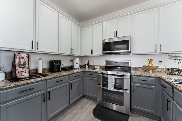 6614 BRIDGEWATER VILLAGE RD, Windermere, FL 34786