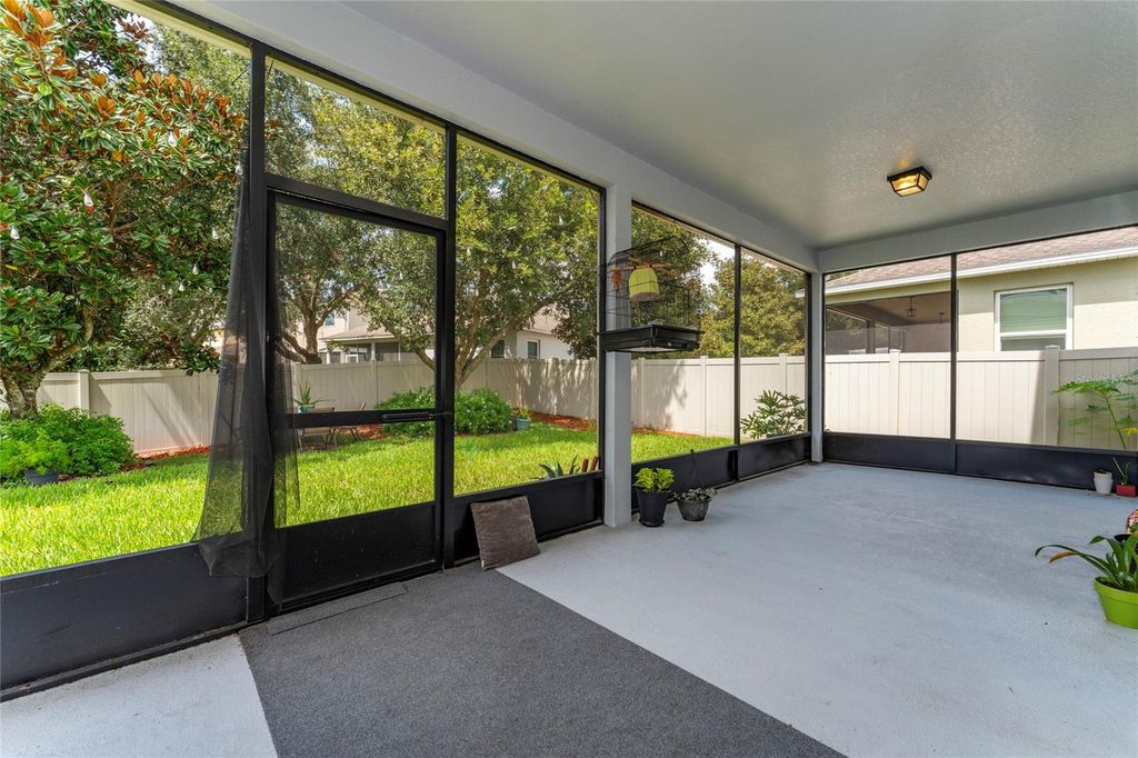 Image 34 of property listing at 6614 BRIDGEWATER VILLAGE RD, Windermere, FL 34786