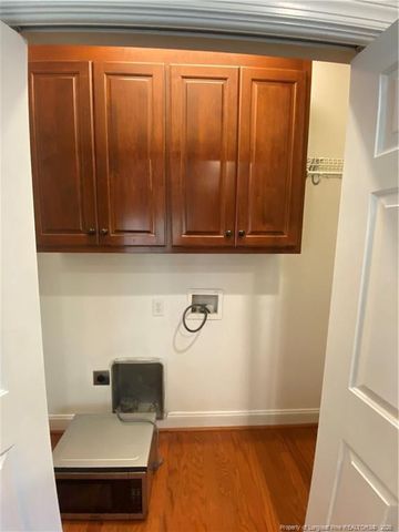 320 Glenburney Drive, Fayetteville, NC 28303