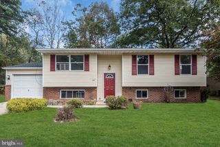 242 PHILLIPS AVE, Browns Mills, NJ 08015