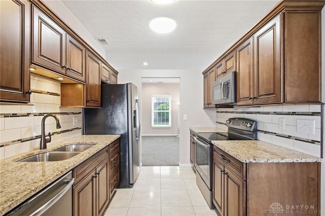 1754 Sulky Trail, Miamisburg, OH 45342