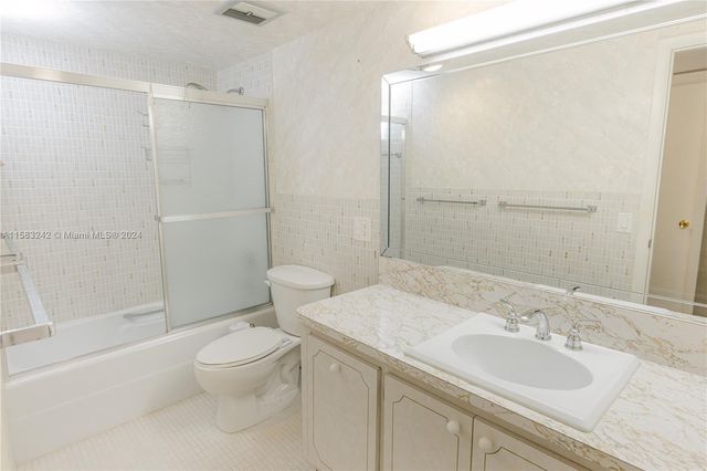 1501 S Ocean Dr 702, Hollywood, FL 33019