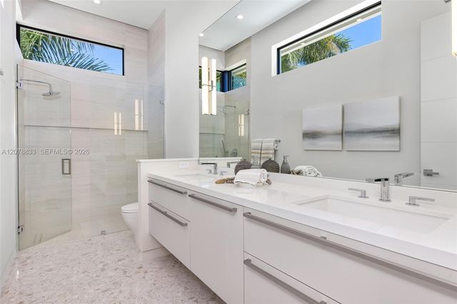 51 Isla Bahia Drive, Fort Lauderdale, FL 33316