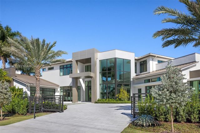 51 Isla Bahia Drive, Fort Lauderdale, FL 33316