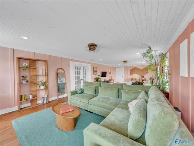 263 County Road 384, Crossville, AL 35962