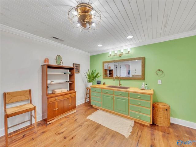 263 County Road 384, Crossville, AL 35962