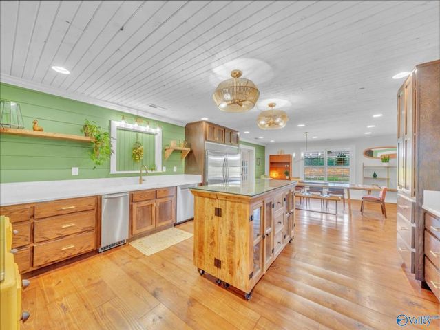 263 County Road 384, Crossville, AL 35962