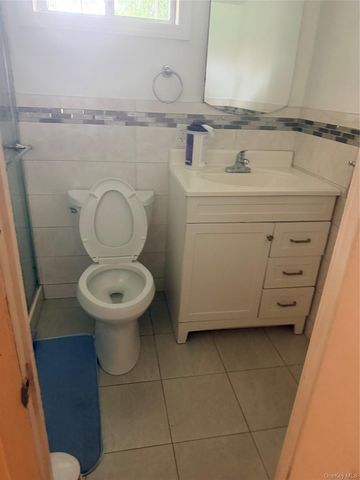 22518 S CONDUIT Avenue, Springfield Gardens, NY 11413