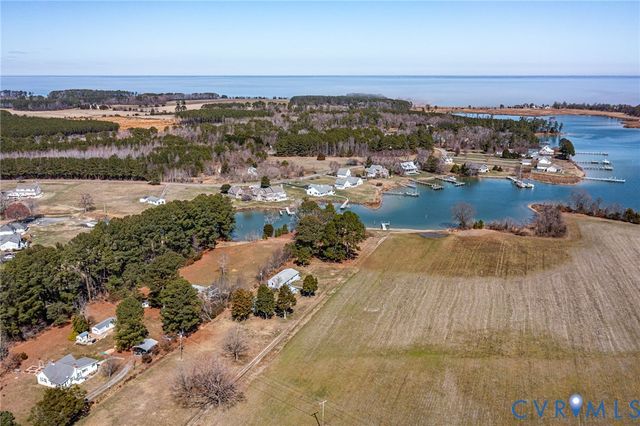 873 Cowart Rd, Lottsburg, VA 22511