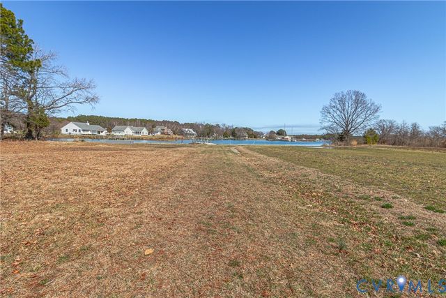 873 Cowart Rd, Lottsburg, VA 22511