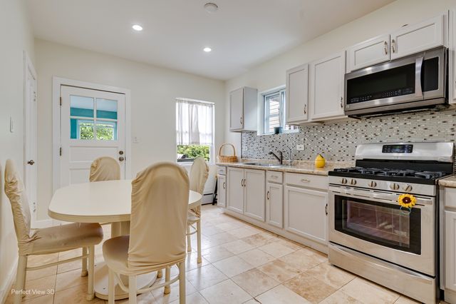 3405 Cuyler Avenue, Berwyn, IL 60402