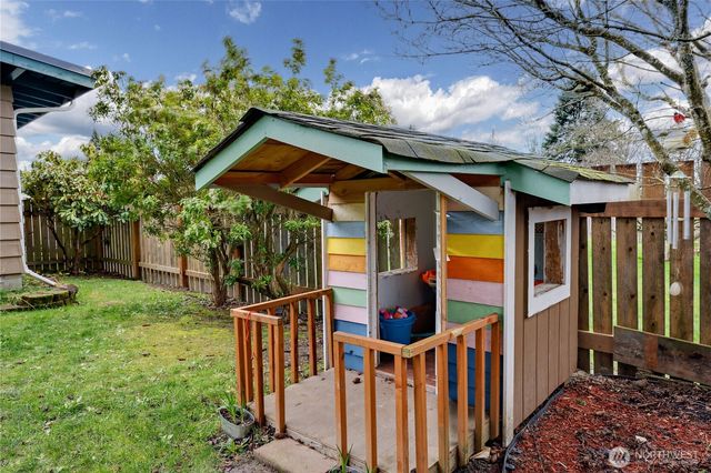 3517 Parker Lane, Bremerton, WA 98310