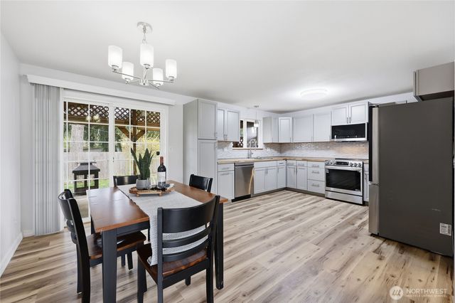 3517 Parker Lane, Bremerton, WA 98310