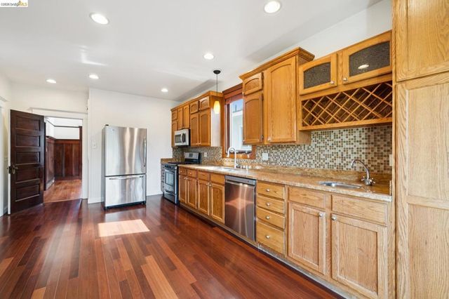 1165 64th Street, Oakland, CA 94608