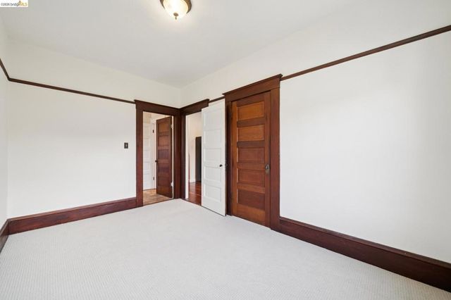 1165 64th Street, Oakland, CA 94608