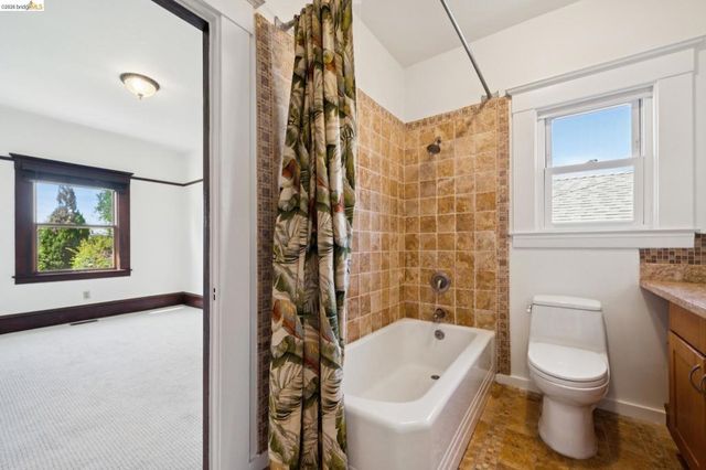 1165 64th Street, Oakland, CA 94608