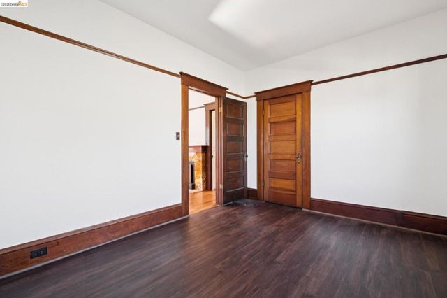 1165 64th Street, Oakland, CA 94608