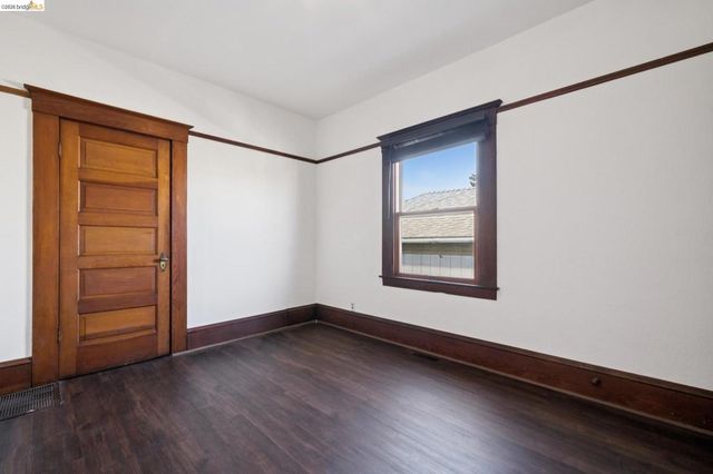 1165 64th Street, Oakland, CA 94608