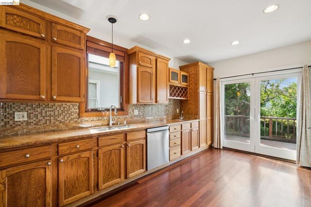 1165 64th Street, Oakland, CA 94608