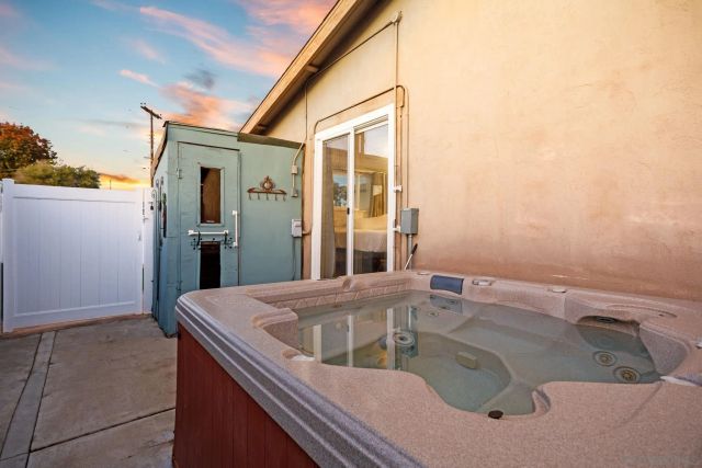 7111 Malta St, San Diego, CA 92111