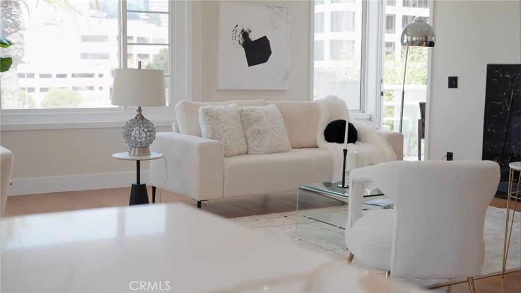 117 N Gale PH 5, Beverly Hills, CA 90211 — photo 2